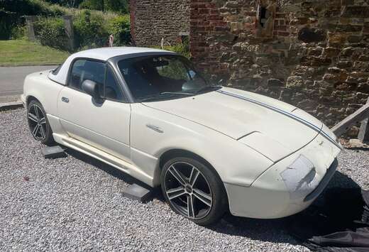 Mazda Type S avec hardtop