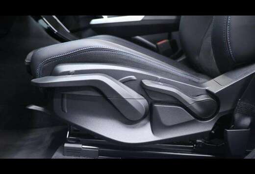 BMW 18i sDrive M SPORT  Louyet RE-USED Edition 1 of 1 ...