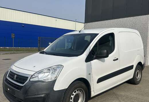 Peugeot 1.6 HDi L1H1 Utility 122