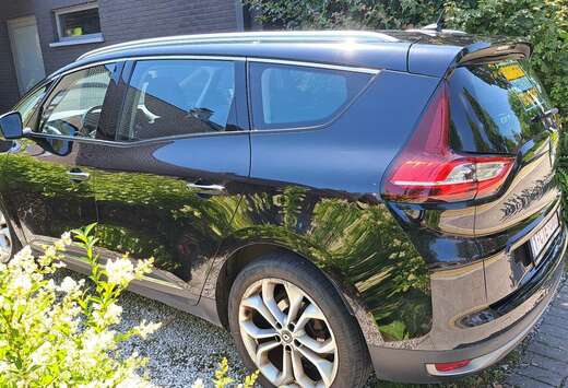 Renault Scénic 1.5 dCi Energy Bose Edition EDC