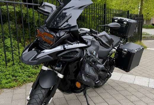 BMW Black
