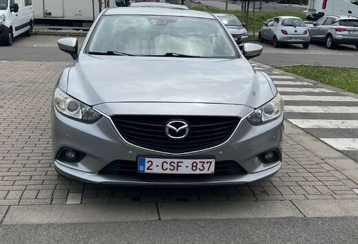 Mazda 2.2 D Skyactiv + I-ELOOP + Exclusive Line