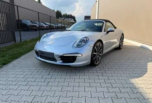Porsche 911 Carrera S Cabriolet PDK / \