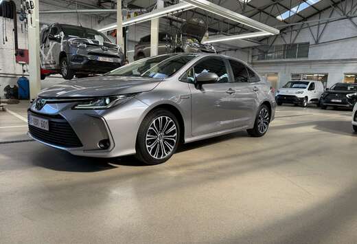 Toyota Corolla Hybrid 1.8 Dynamic Plus e-CVT