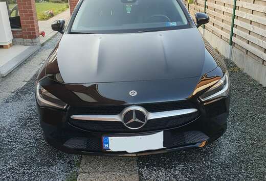 Mercedes-Benz Shooting Brake 7G-DCT Edition 1