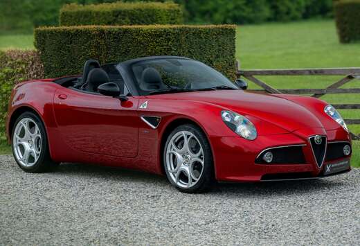 Alfa Romeo Spider - 1 of 500