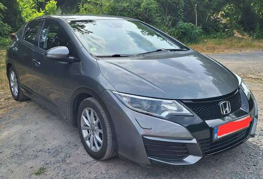 Honda Civic 1.6 i-DTEC Elegance