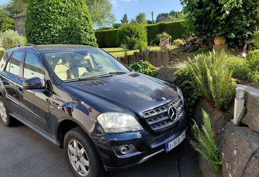 Mercedes-Benz ML 300 CDI BlueEFFICIENCY
