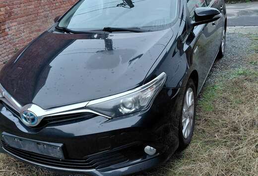 Toyota 1.8 VVT-i Hybrid Automatik Touring Sports Edit ...