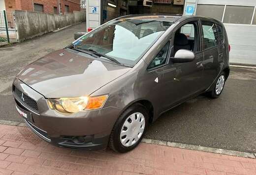Mitsubishi Colt 1.3i Invite - Très belle Garantie