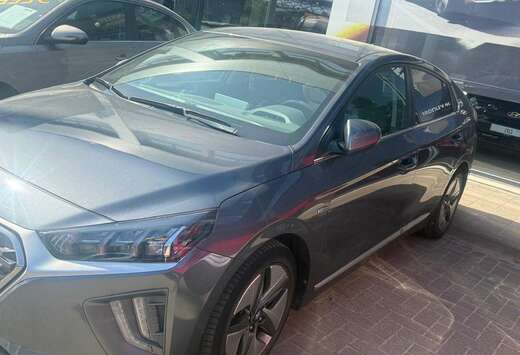 Hyundai Hybrid 1.6 GDI Premium