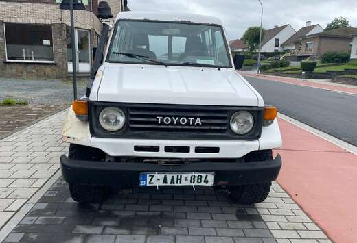 Toyota PZJ75     Fourgon