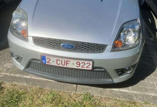 Ford Courier