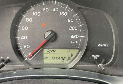 Toyota 1.0i VVT-i Active