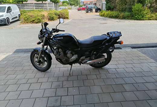 XJ600N