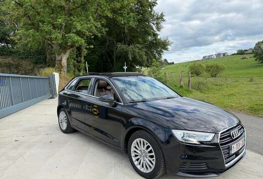 Audi A3 Sportback 1.6 TDi S-tronic toit pano