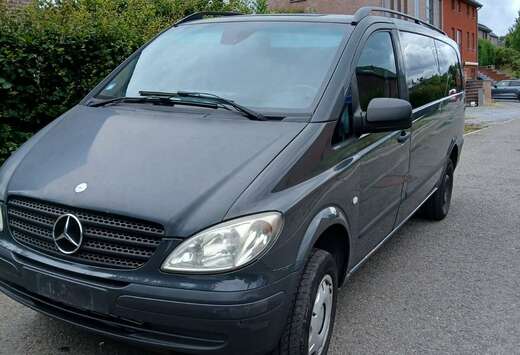 Mercedes-Benz 115 CDI 4x4 double cabine