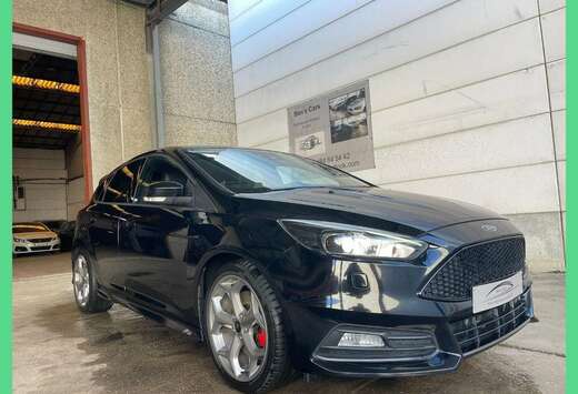 Ford ST 2.0T Milltek 250PK * Xenon/GPS *