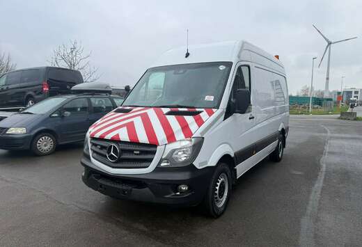 Mercedes-Benz 316 (Stock ID 13597)