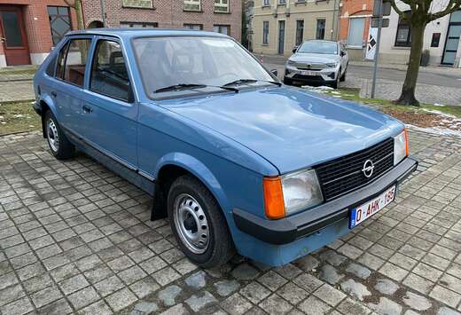 Opel 1.2 Hatchback