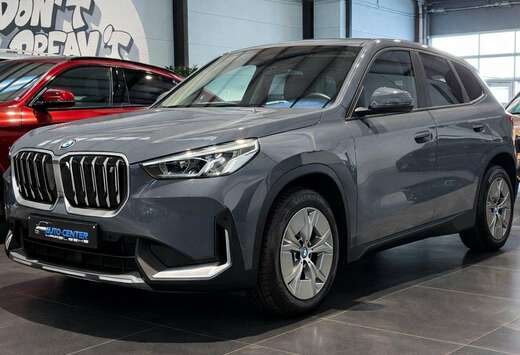 BMW iX1 xDrive Leder Camera Zetel-en stuurverwarmingm