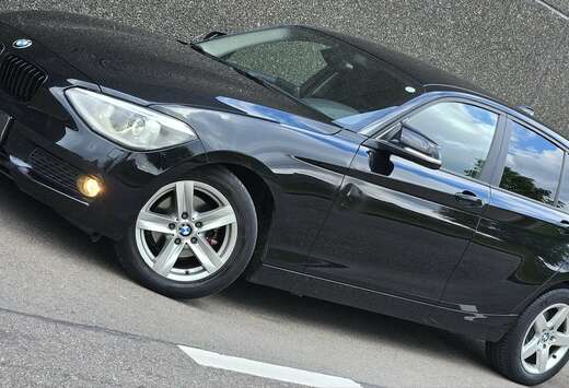 BMW *** PDC - Sport interior - Apple CarPlay - Airco  ...