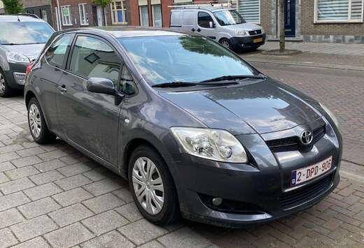 Toyota Auris 1.4 VVT-i