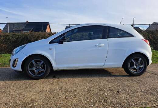 Opel Corsa 1.4 16V Edition