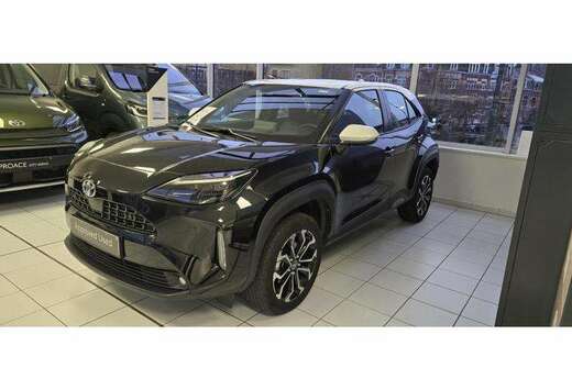 Toyota Dynamic Plus Bi-Tone