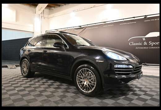 Porsche 3.0i V6 Hybrid Tiptronic S / PANO / XENON / C ...