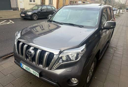 Toyota Land Cruiser 2.8 D-4D 5 PLACES FULL OPTION 100 ...
