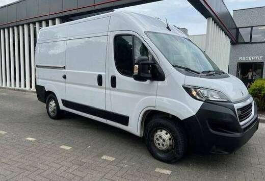 Peugeot 2.2 BlueHDi L2H2 165pk Airco/Camera/Navi 2022