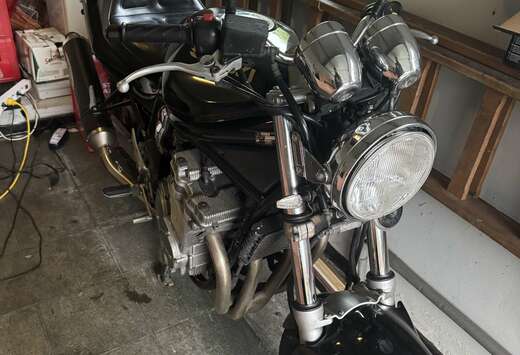 Suzuki Naked