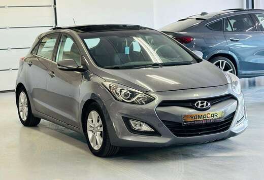 Hyundai i30 1.6 CRDi Lounge