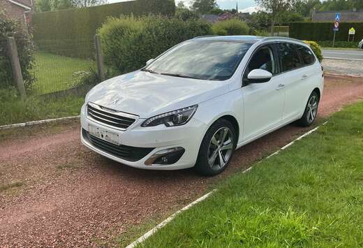 Peugeot 308 SW 1.2 PureTech Allure STT