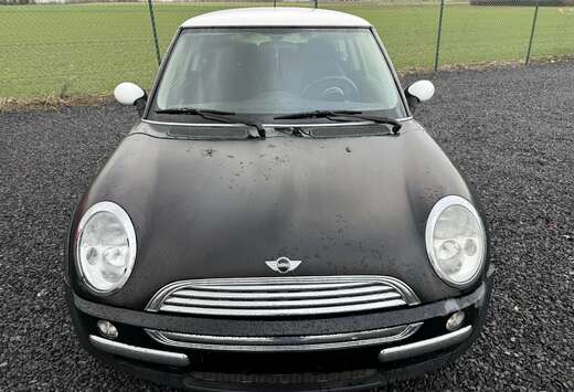 MINI Mini 1.6i 16v Cooper