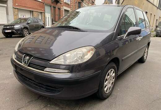 Peugeot HDi 110 Family  7 SEATS