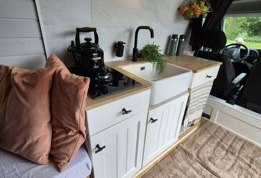 Iveco 35S14V 2.3 Turbo VGT Hi-Matic