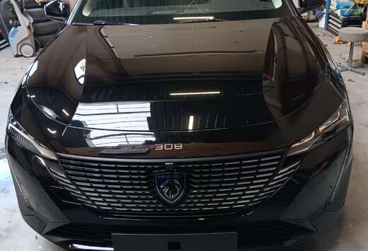 Peugeot 308 PureTech 130 EAT8 Allure