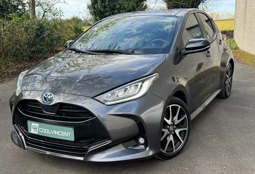 Toyota Yaris 1.5i Dynamic CVT // AUTOMATIQUE // HYBRI ...