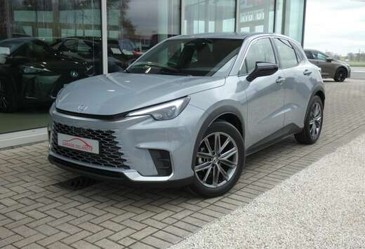 Lexus Hybrid Elegant +LEDER+Elektrische koffer+GSM la ...