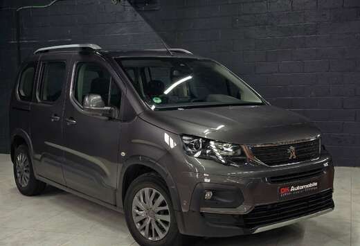 Peugeot 1.5HDi * Navi * Pano * Garantie *