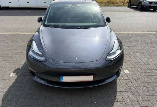Tesla Model 3 75 kWh Long-Range Dual Motor