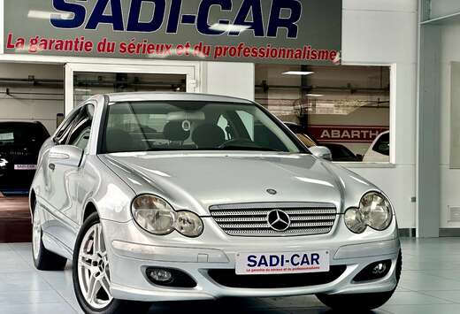 Mercedes-Benz E. 122cv Coupe Sport - SPORT EDITION