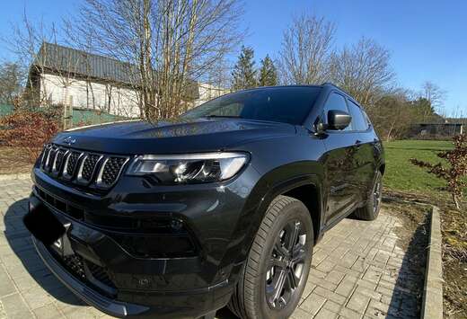 Jeep 1.3 GSE T4 190 ch PHEV AT6 4xe eAWD Limited