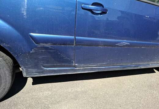 Ford 1.3i Ambiente