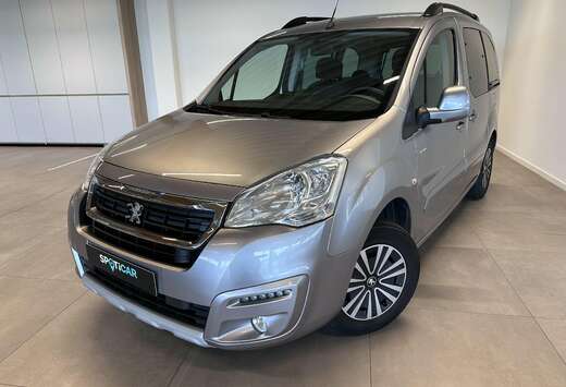 Peugeot style 1.2 BENZINE 110 PK