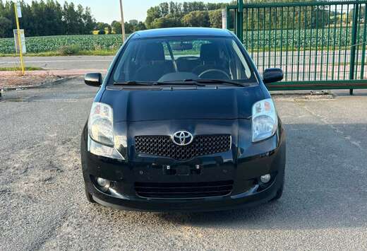 Toyota Toyota Yaris  1.3 essence 64kw  Airco