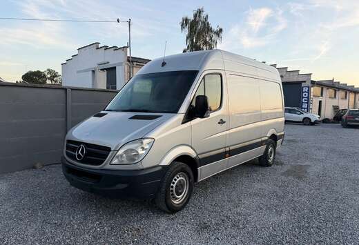 Mercedes-Benz 313 2.1 CDI A2H2