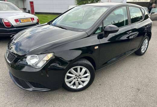 SEAT Ibiza 1.0i MPI Reference - 82.000 Km - Apple Car ...